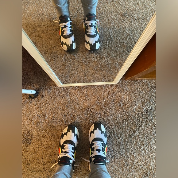 Nike sneakers - Picture 8 of 10